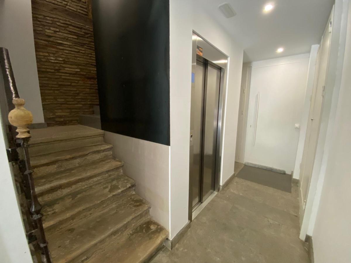 לוגרוניו Nerale Loft Downtown Plaza Mercado מראה חיצוני תמונה