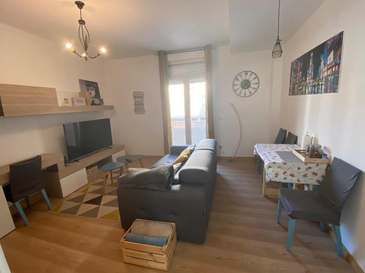 לוגרוניו Nerale Loft Downtown Plaza Mercado מראה חיצוני תמונה